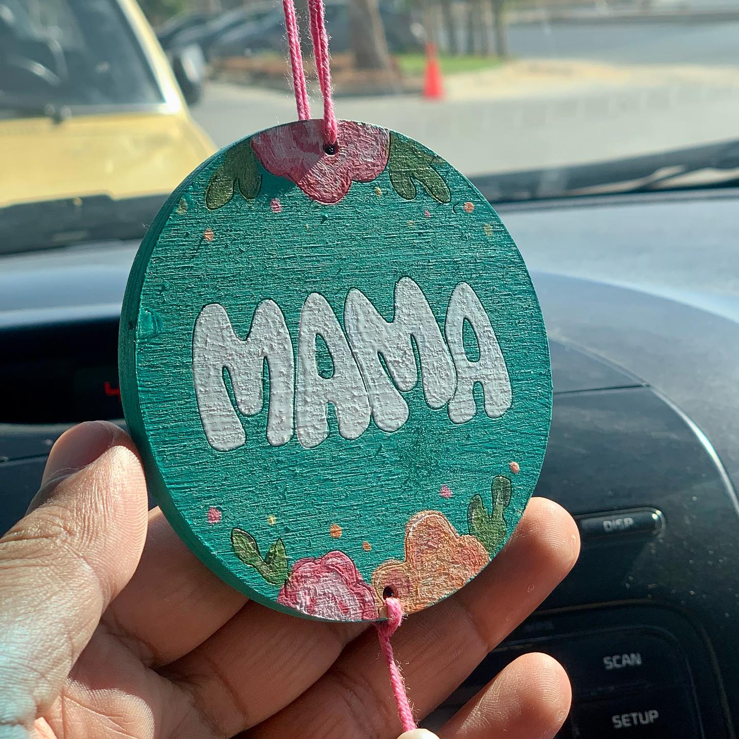 "Mama" Car Chain