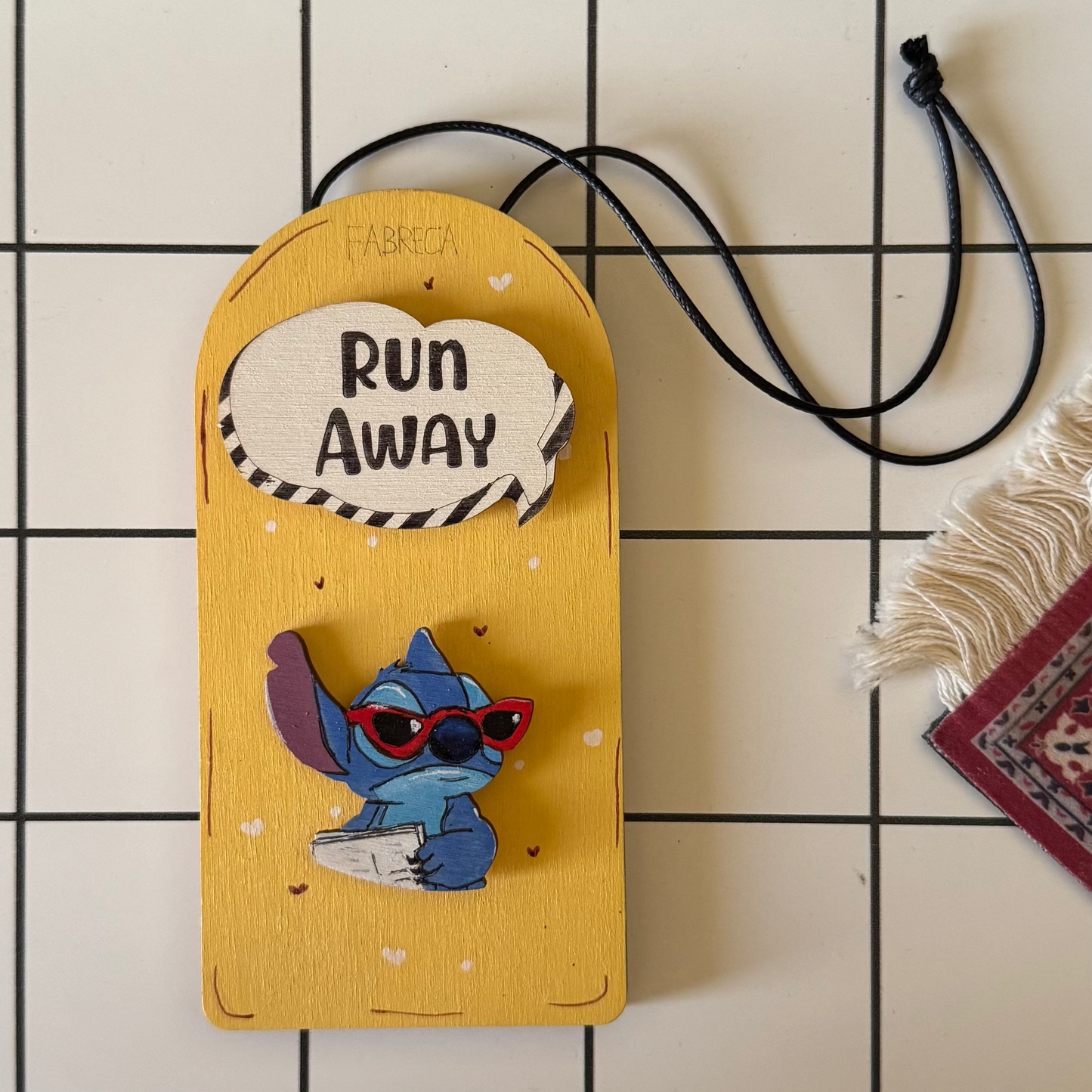 Door Hanger "Run away"