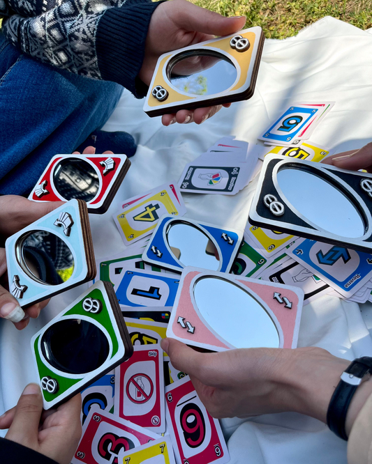 UNO Mirror