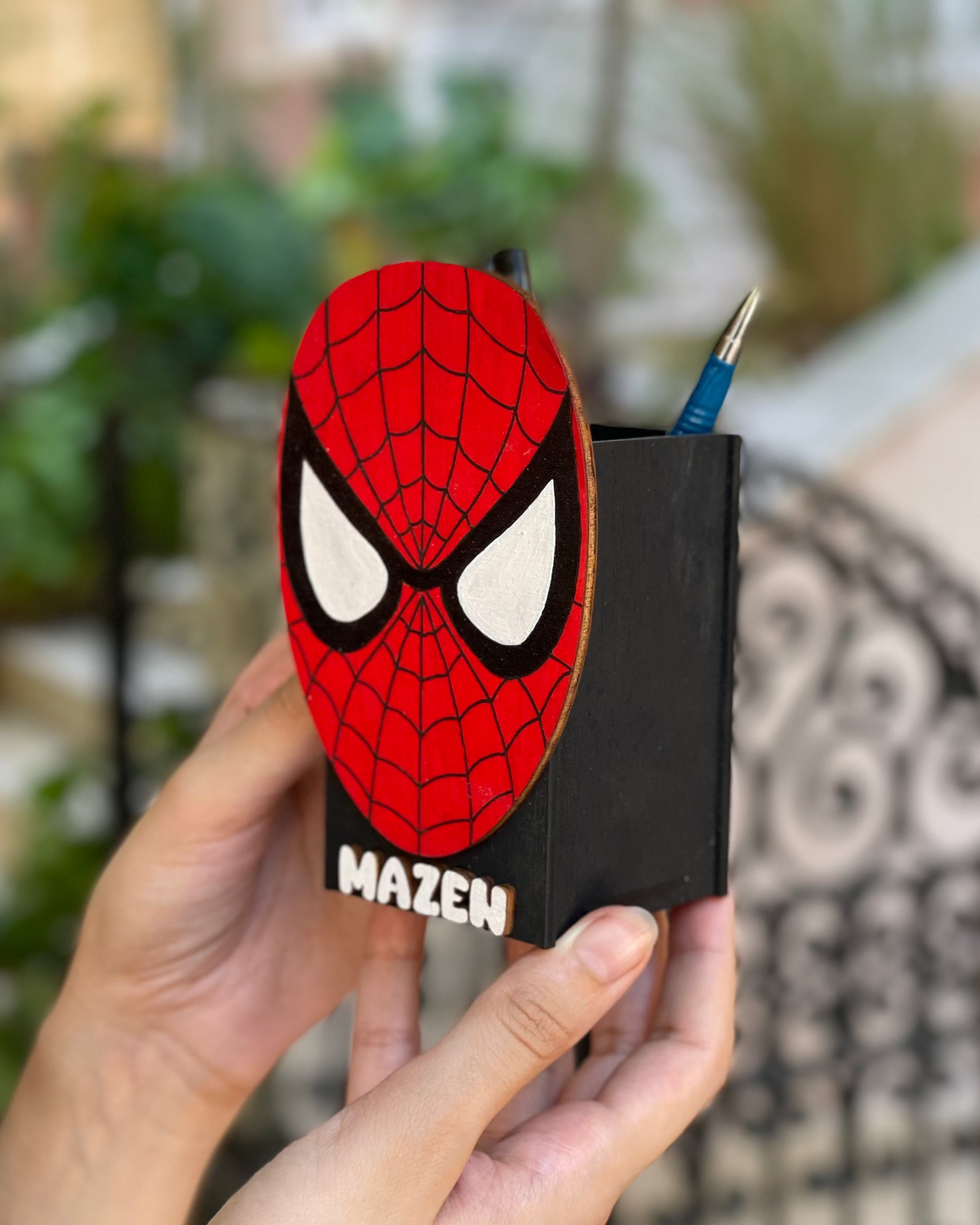 Pen Holder