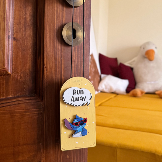 Door Hanger "Run away"