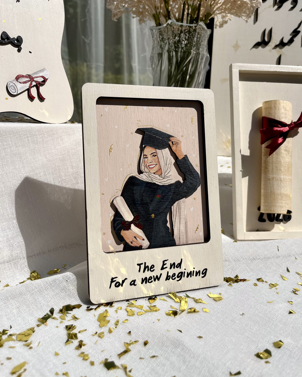 Graduation Custom Stand