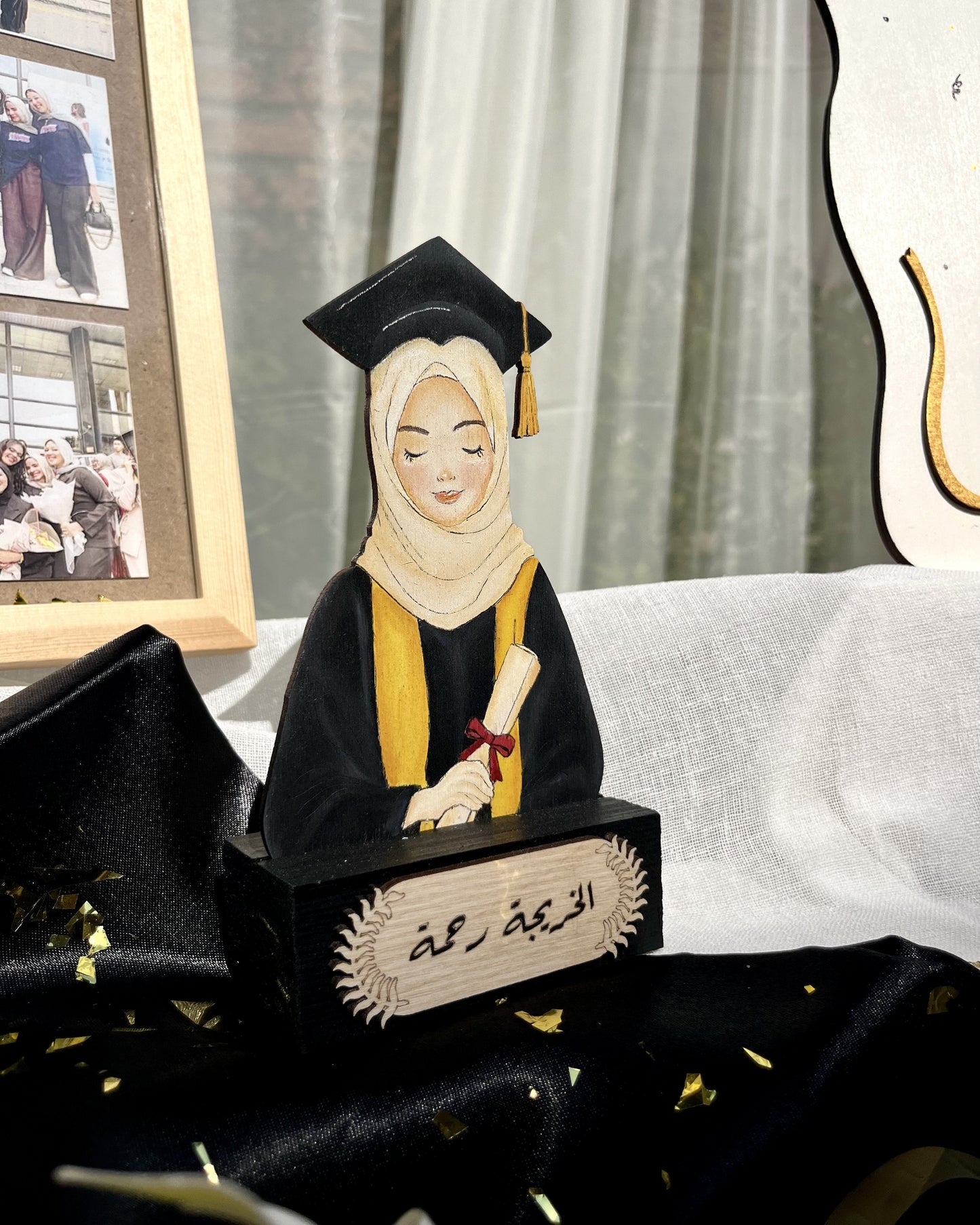 Graduate Stand
