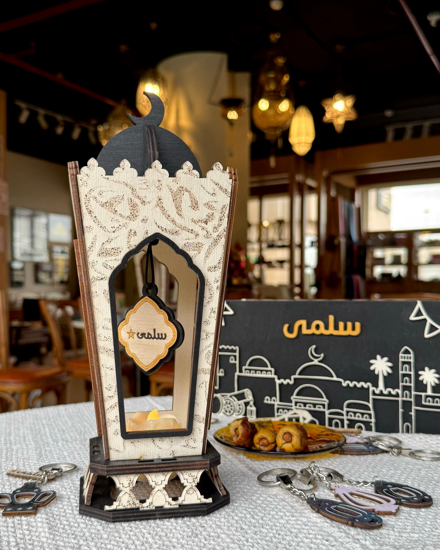 فانوس رمضان الخط العربي