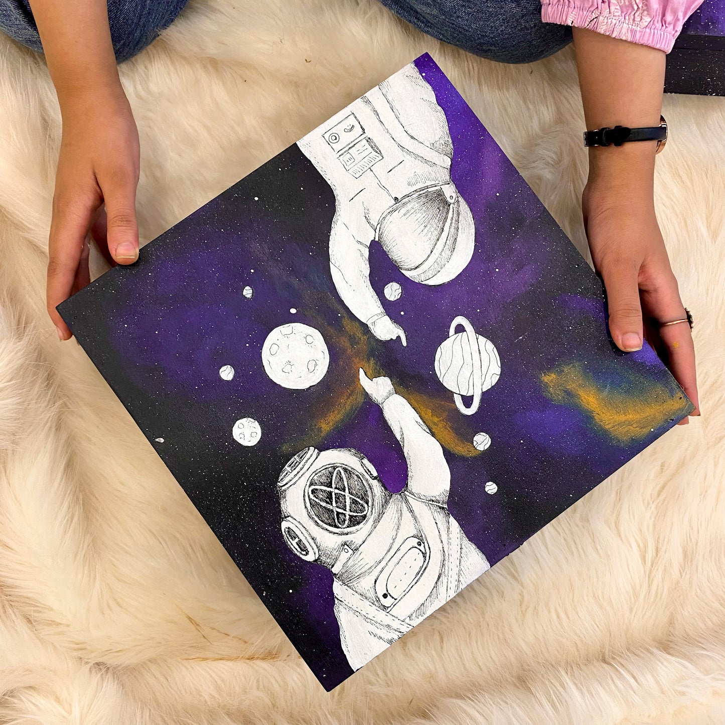 Box Galaxy with Sketch "Astronaut".