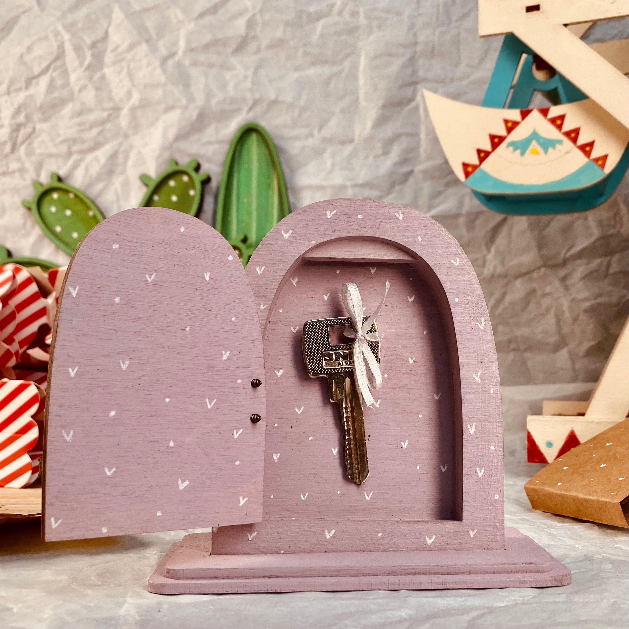 "Home" Keys Box